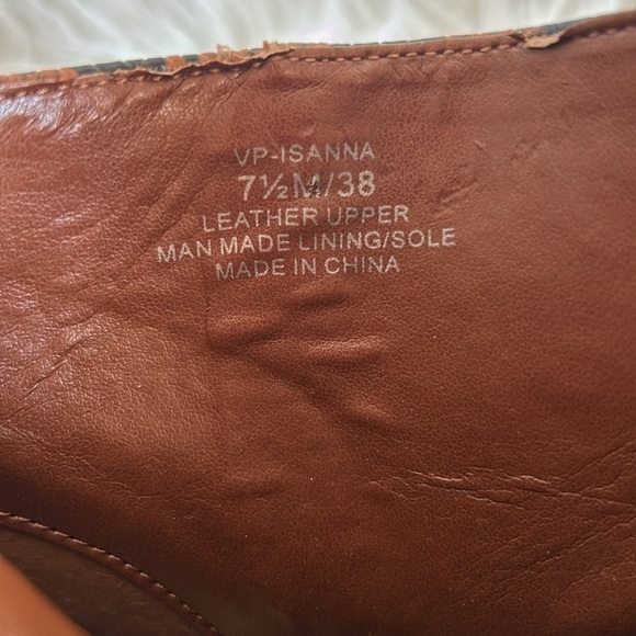 Vince Camuto Isanna Brown Black Snake Print Leather Boots Size 7.5 - Picture 7 of 9